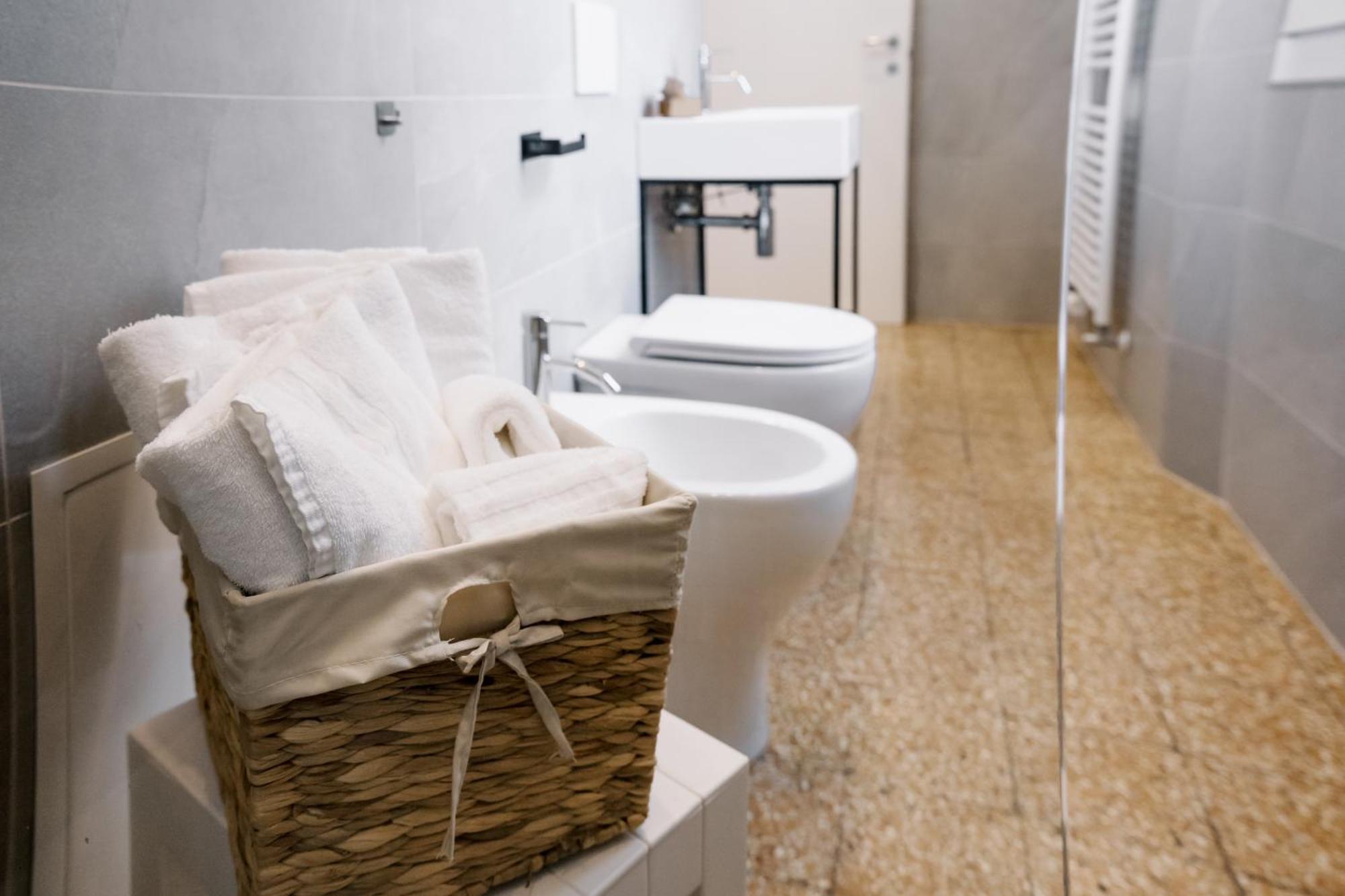 Lami Room & Apartment Castel San Pietro Terme Ngoại thất bức ảnh